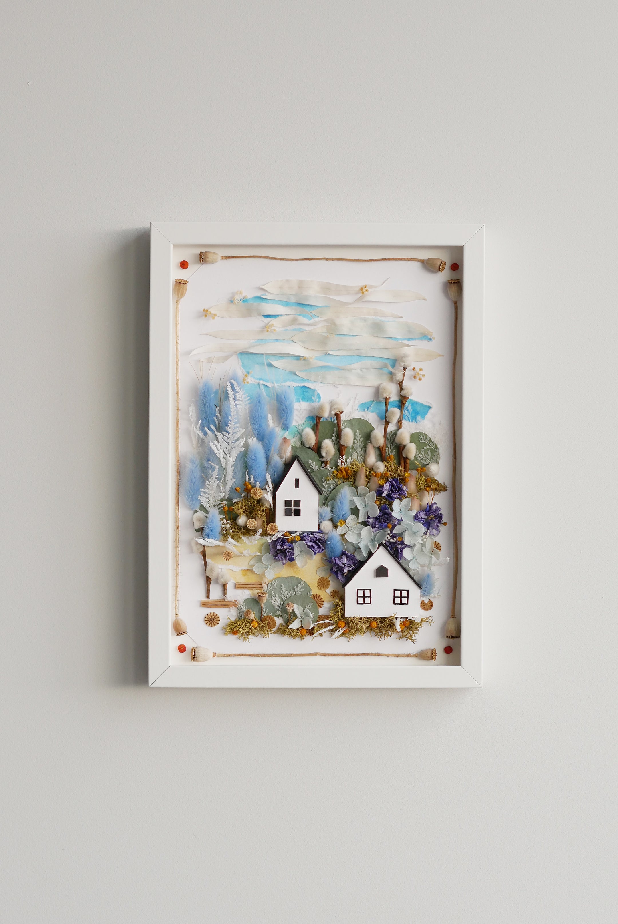 Hydrangea Hollow — Framed Botanical & Dried Flower Wall Art