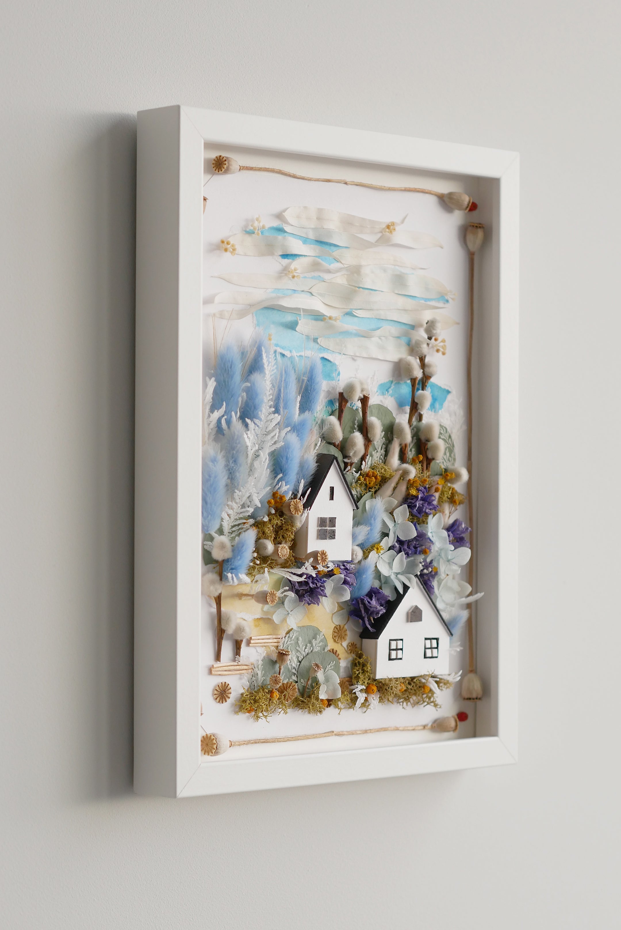 Hydrangea Hollow — Framed Botanical & Dried Flower Wall Art