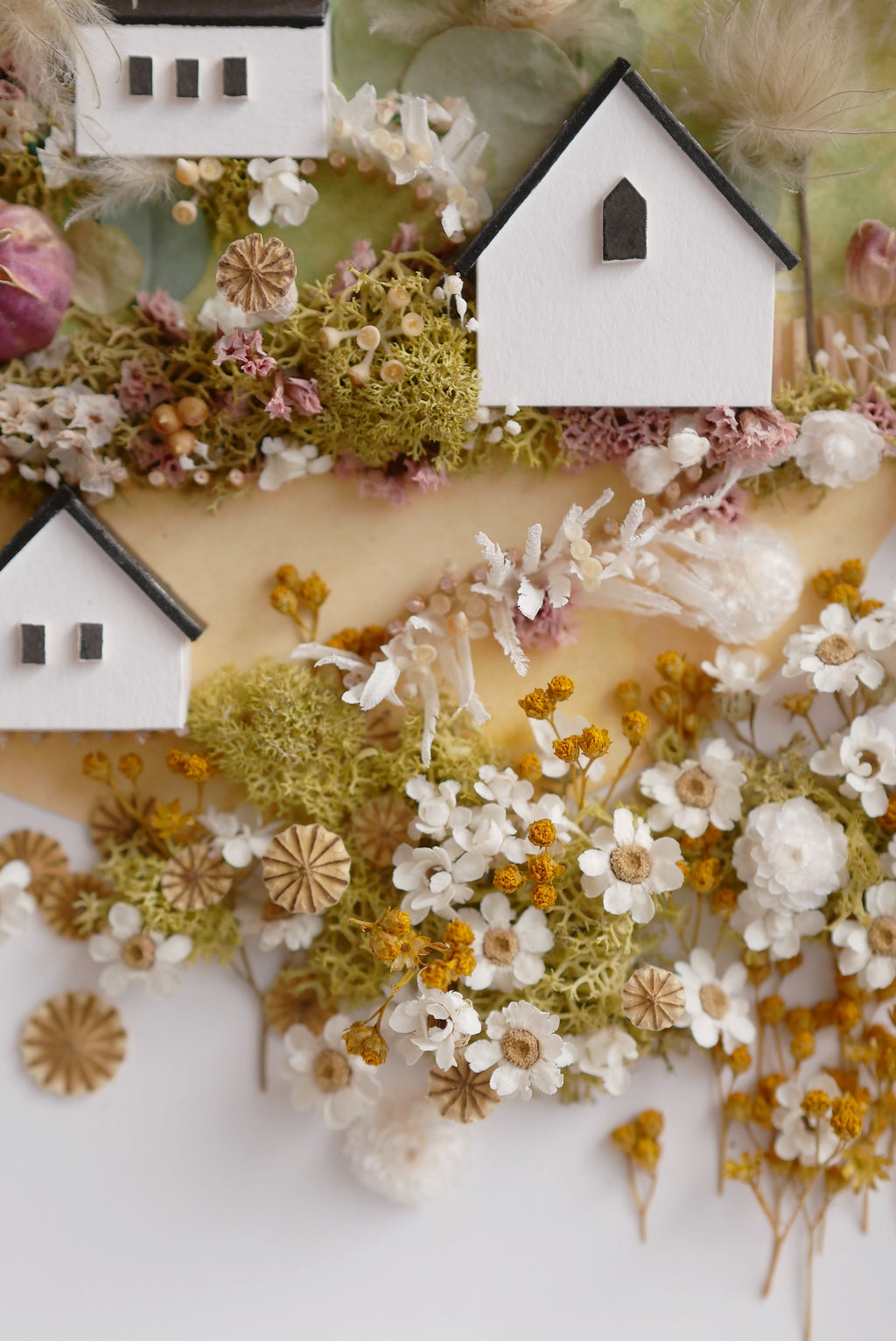 Poppy Meadow Hollow — Framed Botanical & Dried Flower Wall Art