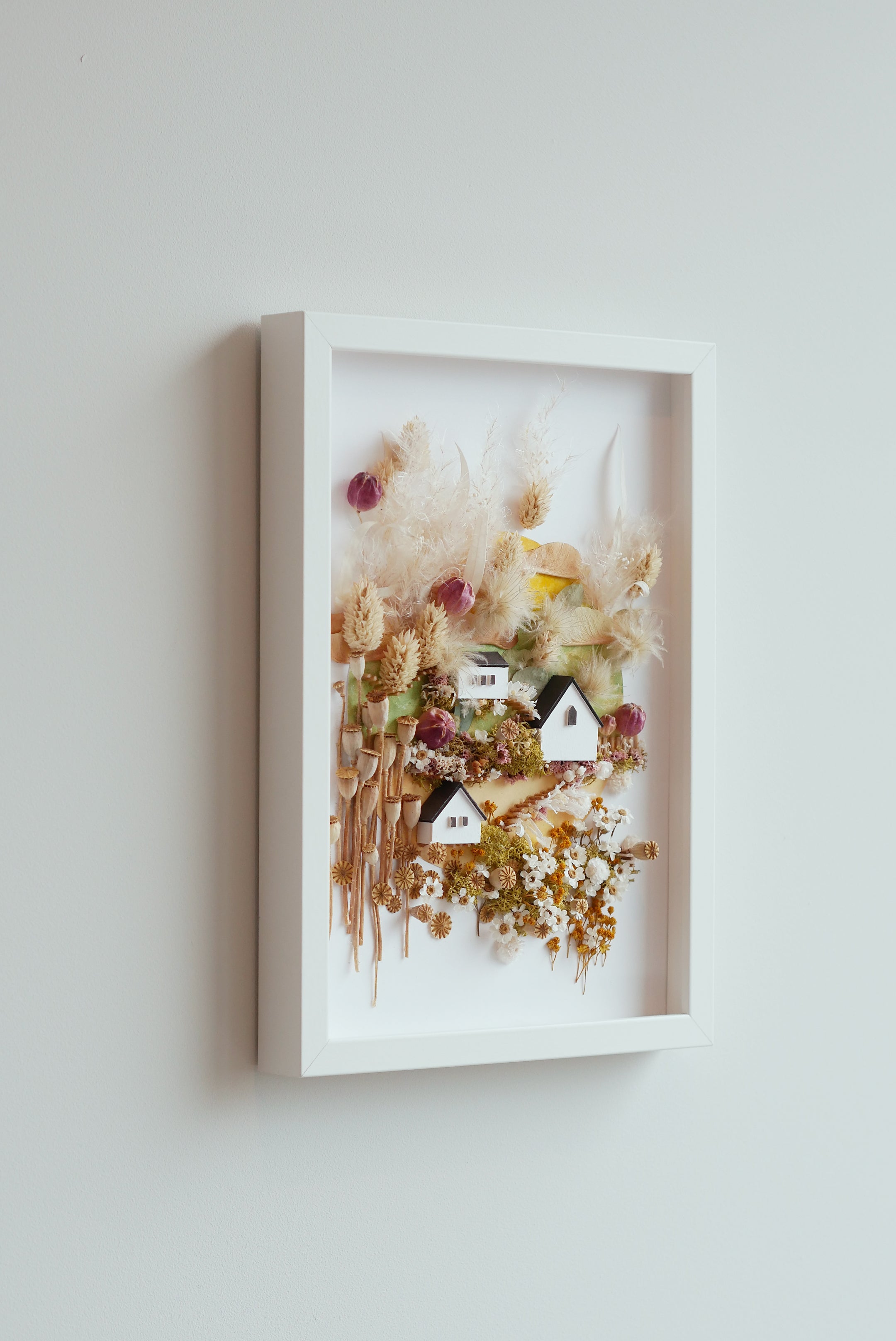 Poppy Meadow Hollow — Framed Botanical & Dried Flower Wall Art