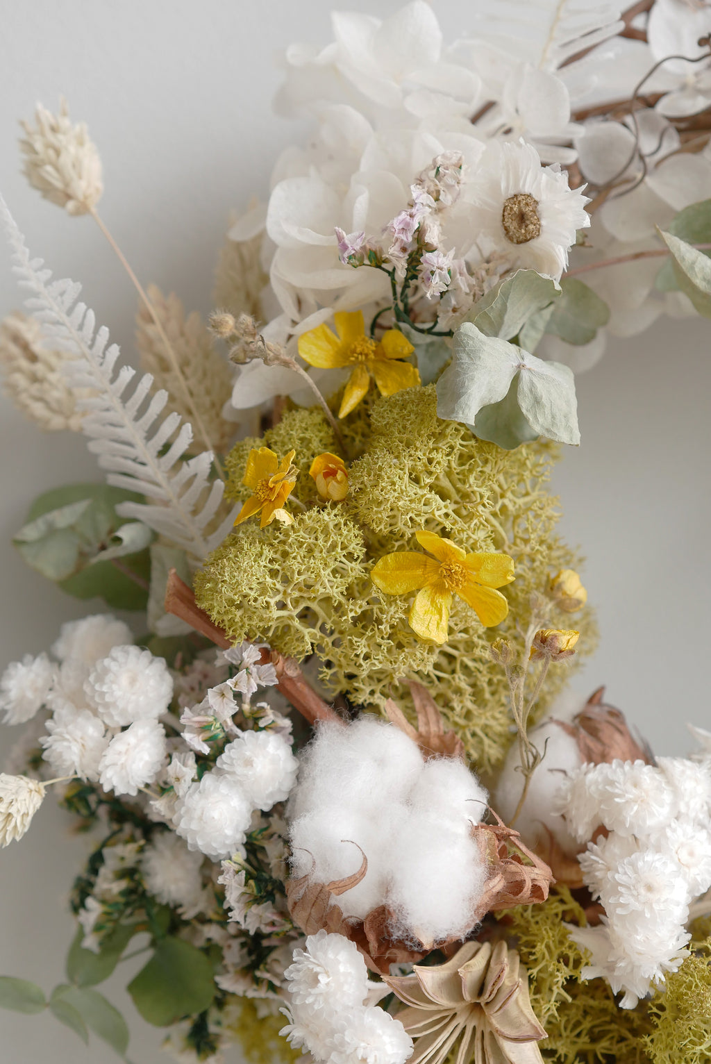 Cotton & Moss Garden Wreath — Dried Flower & Botanical Wall Wreath