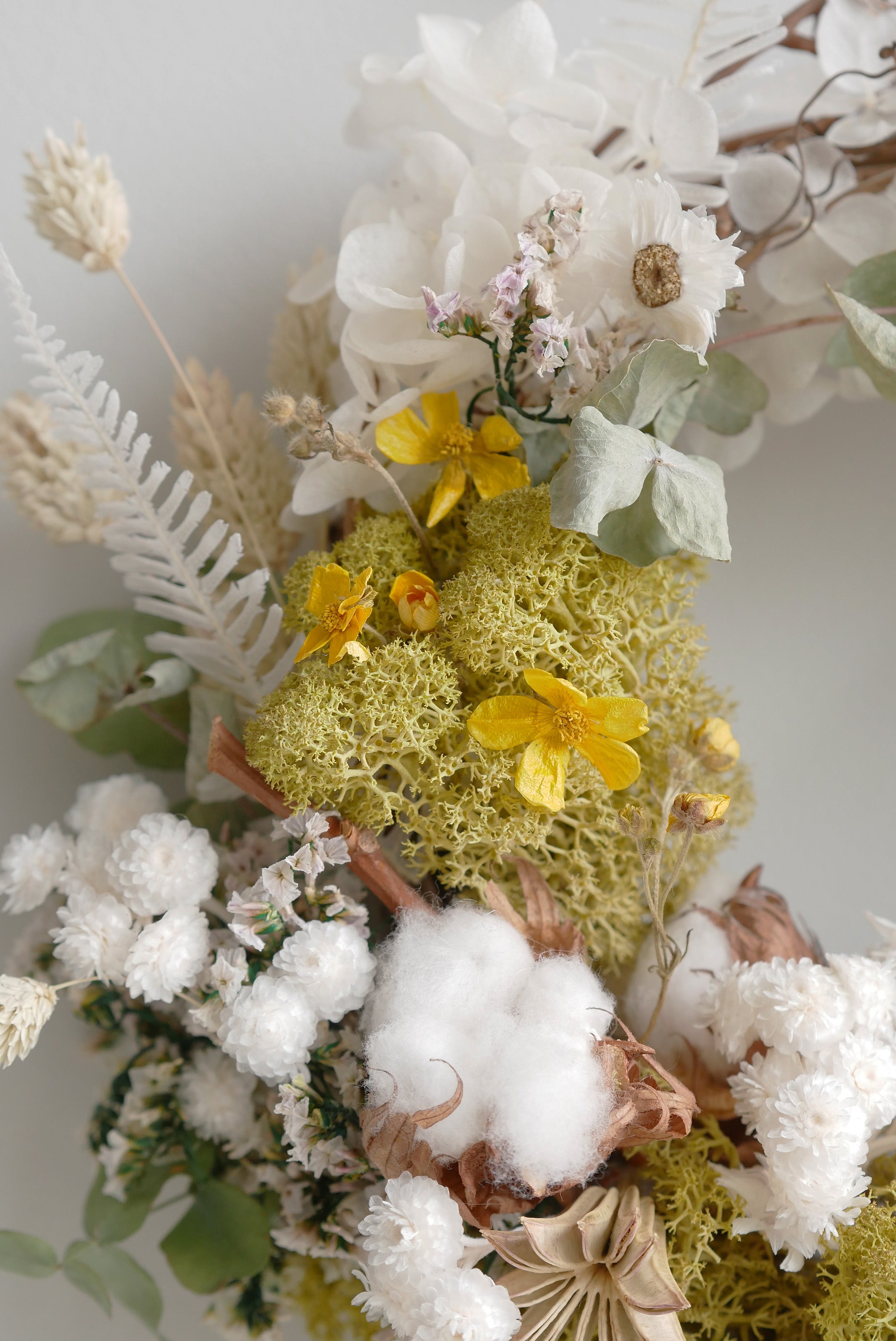 Cotton & Moss Garden Wreath — Dried Flower & Botanical Wall Wreath