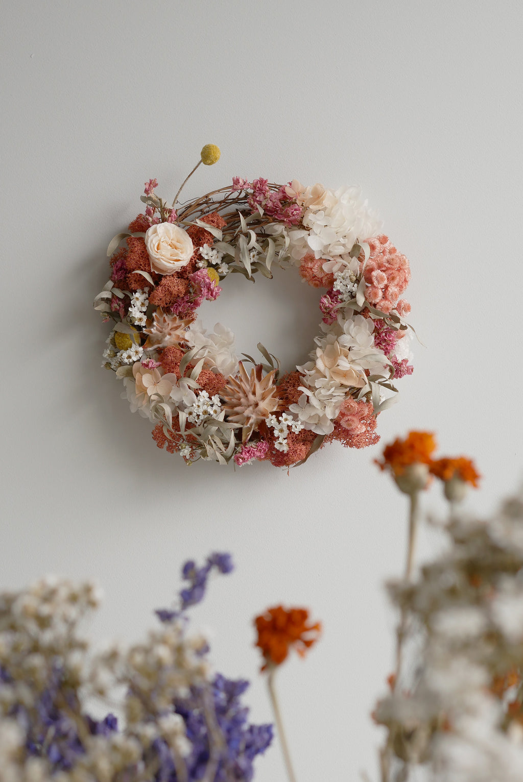 Reindeer Moss Blush Wreath — Dried Flower & Botanical Wall Wreath